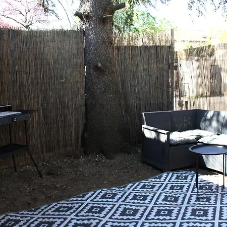 2 En Bois Avec Acces Piscine *